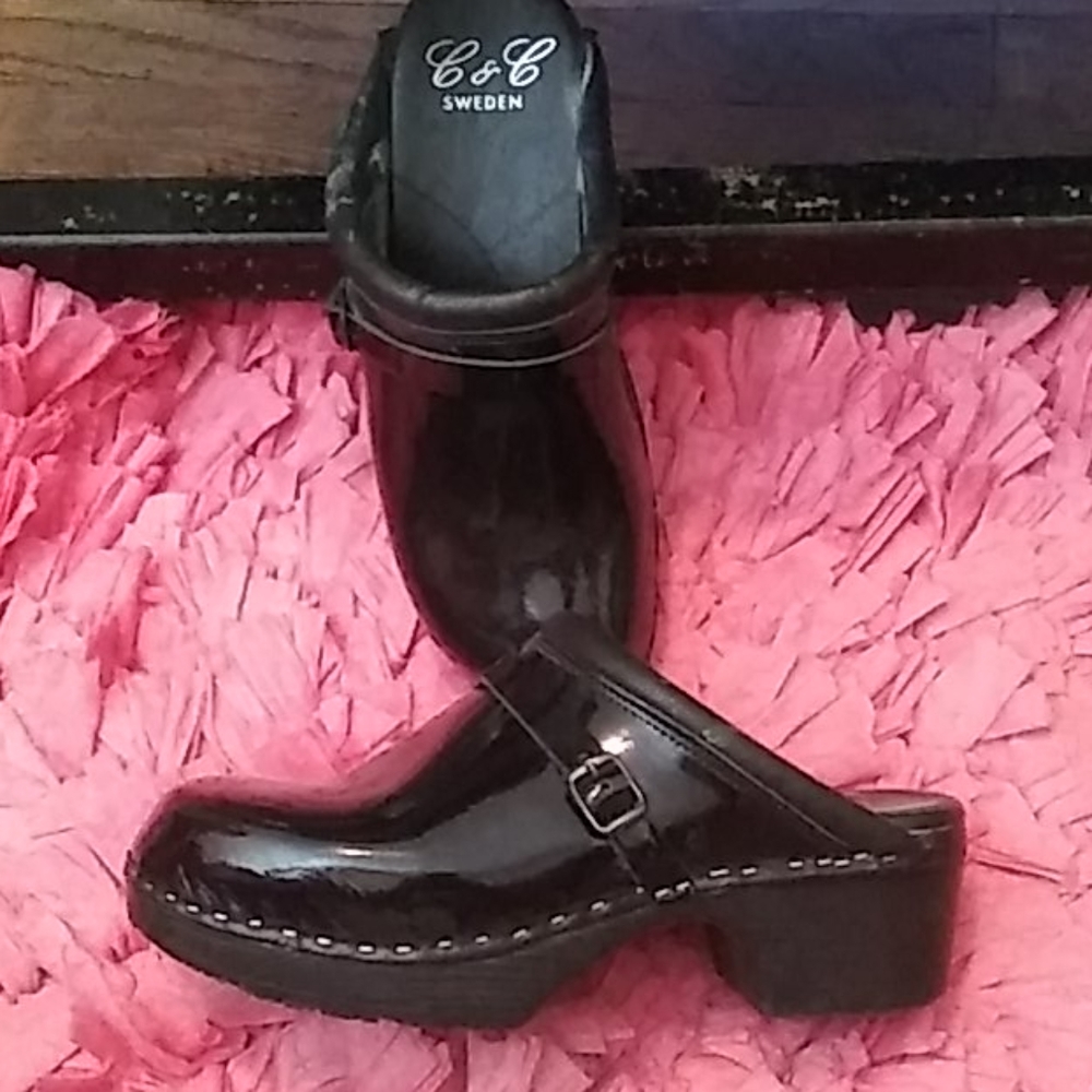 Pat leather - Picture 2 of 2